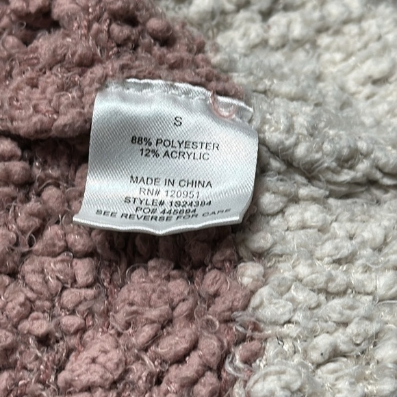 Hippie Rose • Dusty Rose / Oatmeal Sherpa V-neck Pullover Hooded Sweater, S - Picture 6 of 6